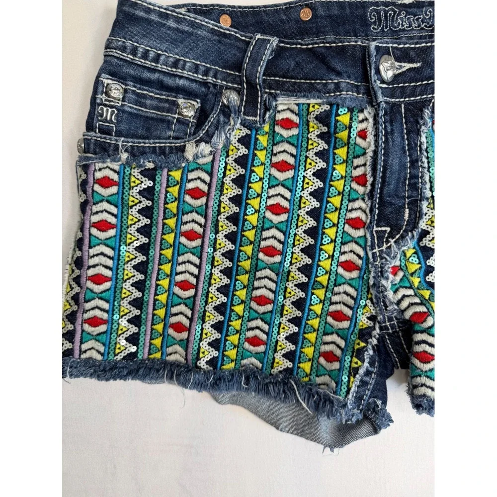 Miss Me Signature Aztec Embroidered Sequin Denim Shorts Dark Wash Size 30